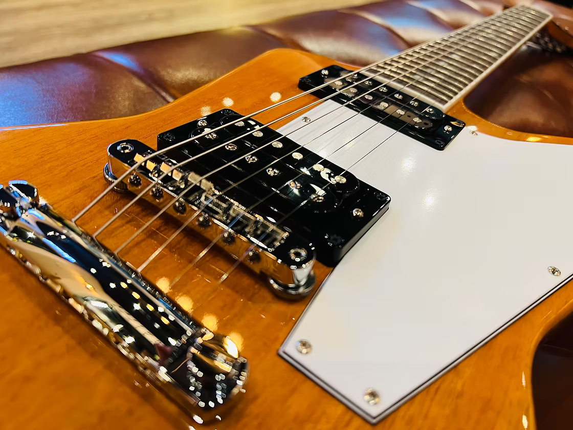 Gibson Explorer 70s Antique Natural – THIRTY FIVE GUITAR AVENUE