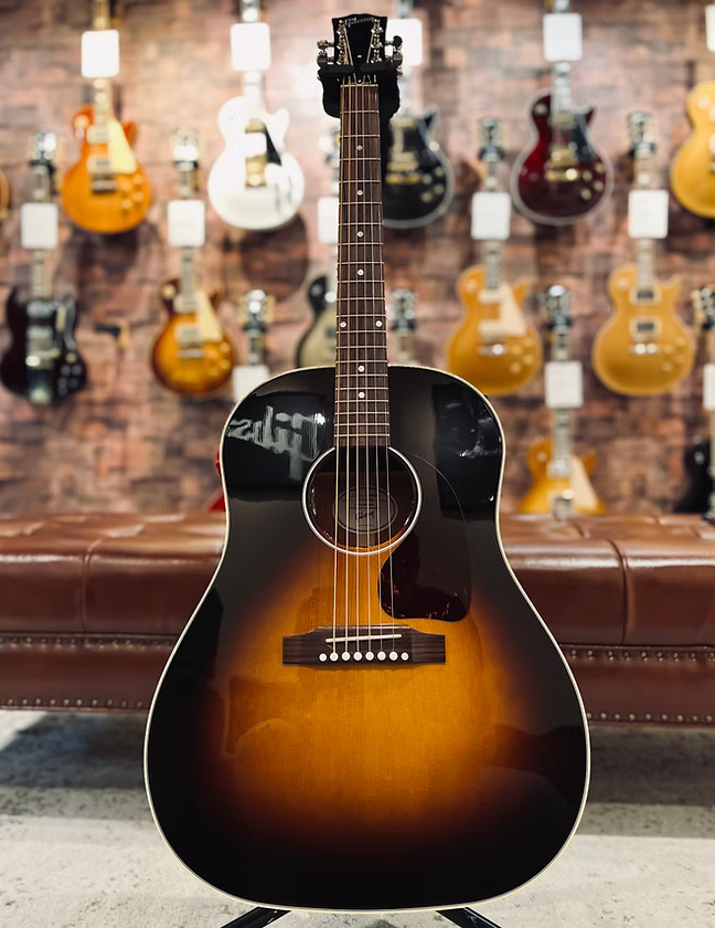 Gibson J-45 Standard Vintage Sunburst