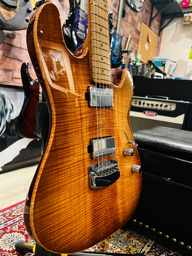 Ernie Ball Music Man Sabre Honey Suckle