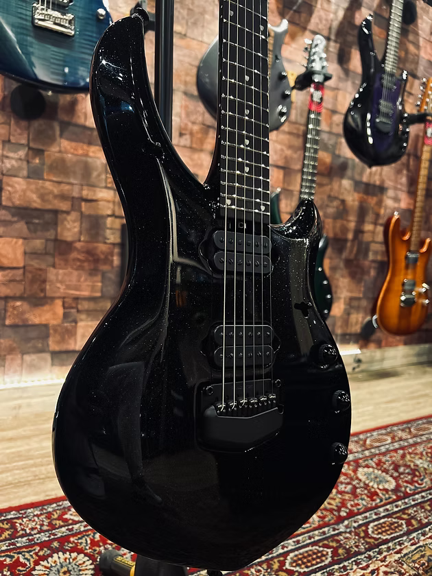 Ernie Ball Music Man Majesty Black Frost