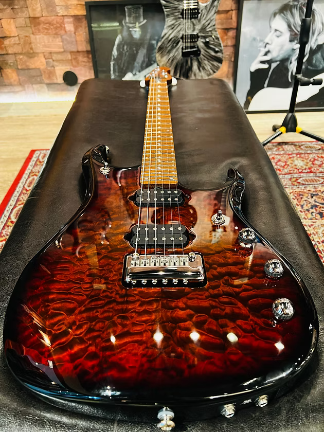Ernie Ball Music Man JP15 Tiger Eye
