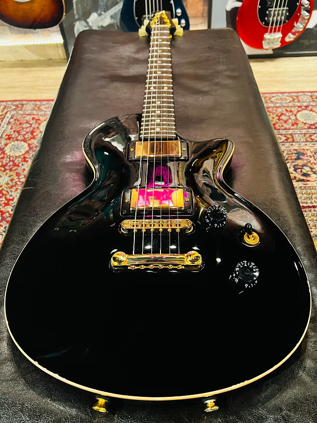[Pre Owned] Tom Anderson Bobcat in Black with Binding (Shorty)