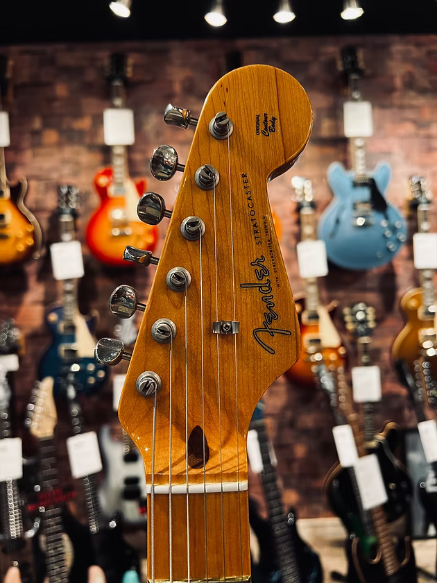 [Pre Owned] Fender Eric Johnson Stratocaster in 2-Tone Sunburst