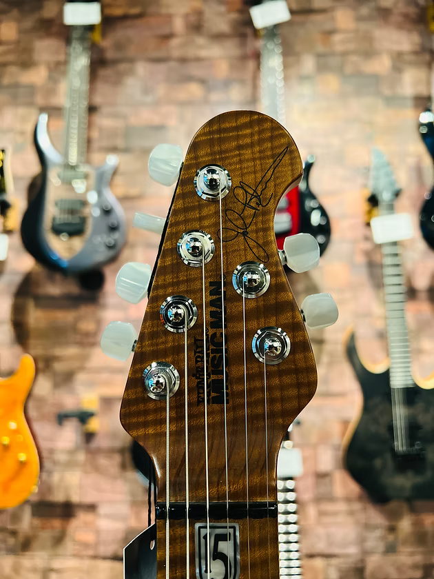 Ernie Ball Music Man JP15 Tiger Eye