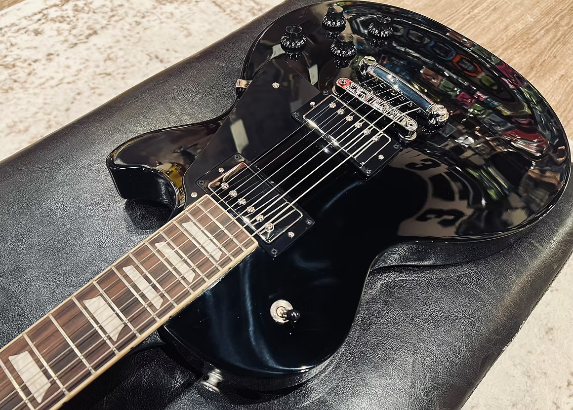 Gibson Studio Ebony
