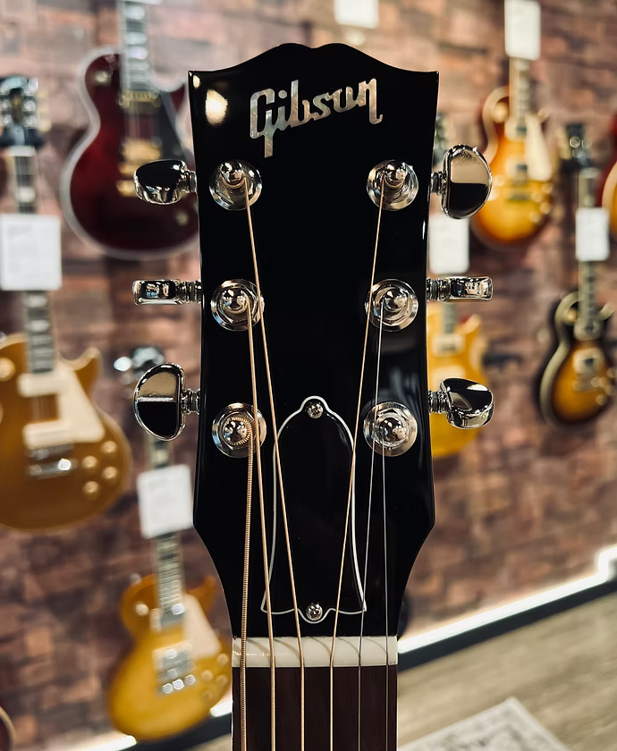 Gibson J-45 Standard Vintage Sunburst