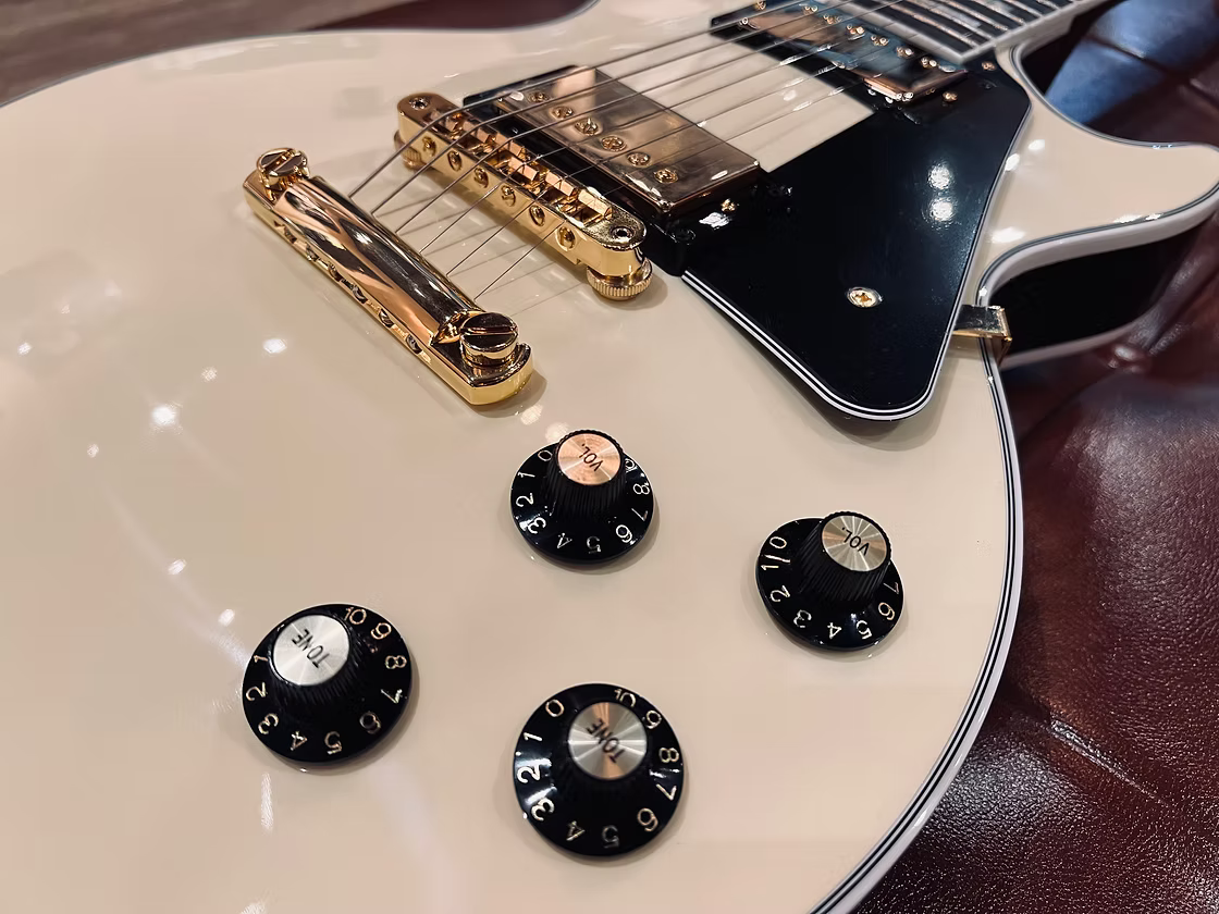 Gibson Les Paul Custom 70s Buttercream
