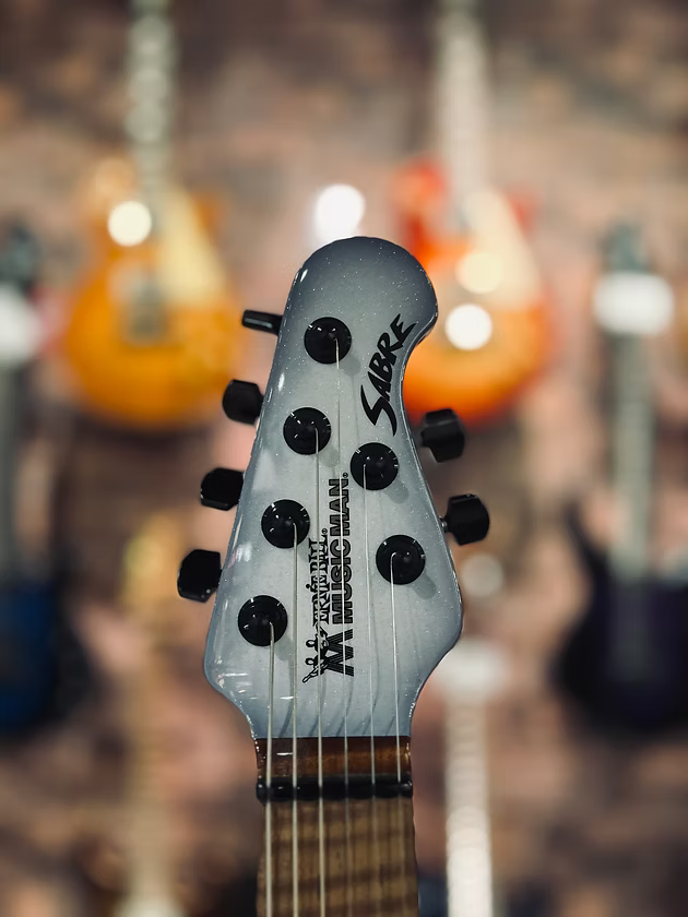 Ernie Ball Music Man Sabre Snowy White