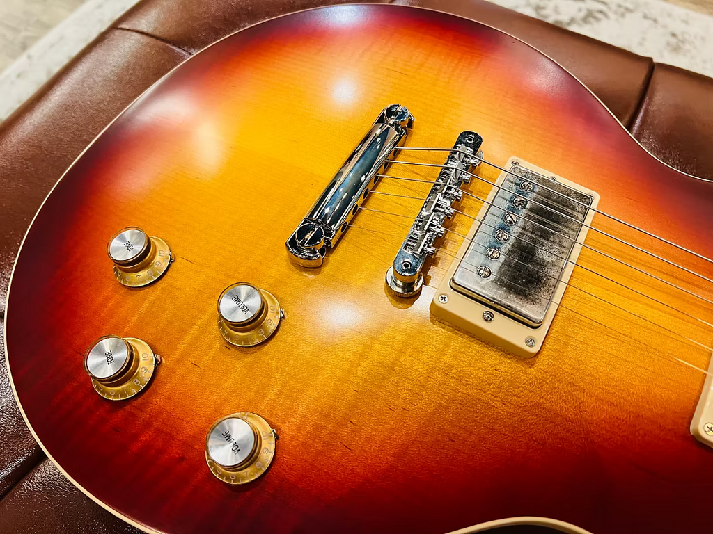 Gibson Les Paul Standard 60s Faded Vintage Bourbon Burst