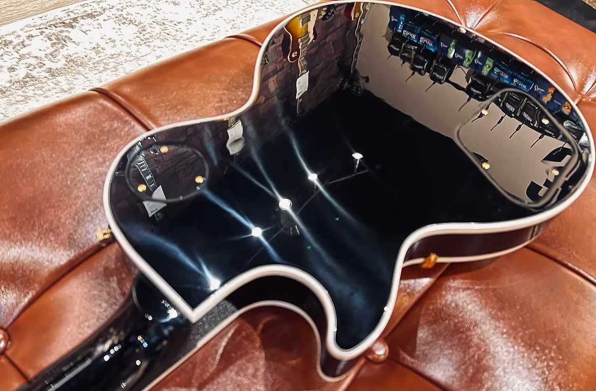 Gibson Les Paul Custom 70s Buttercream