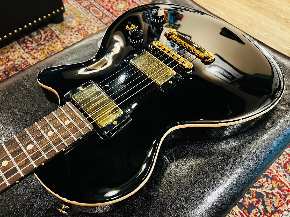 [Pre Owned] Tom Anderson Bobcat in Black with Binding (Shorty)