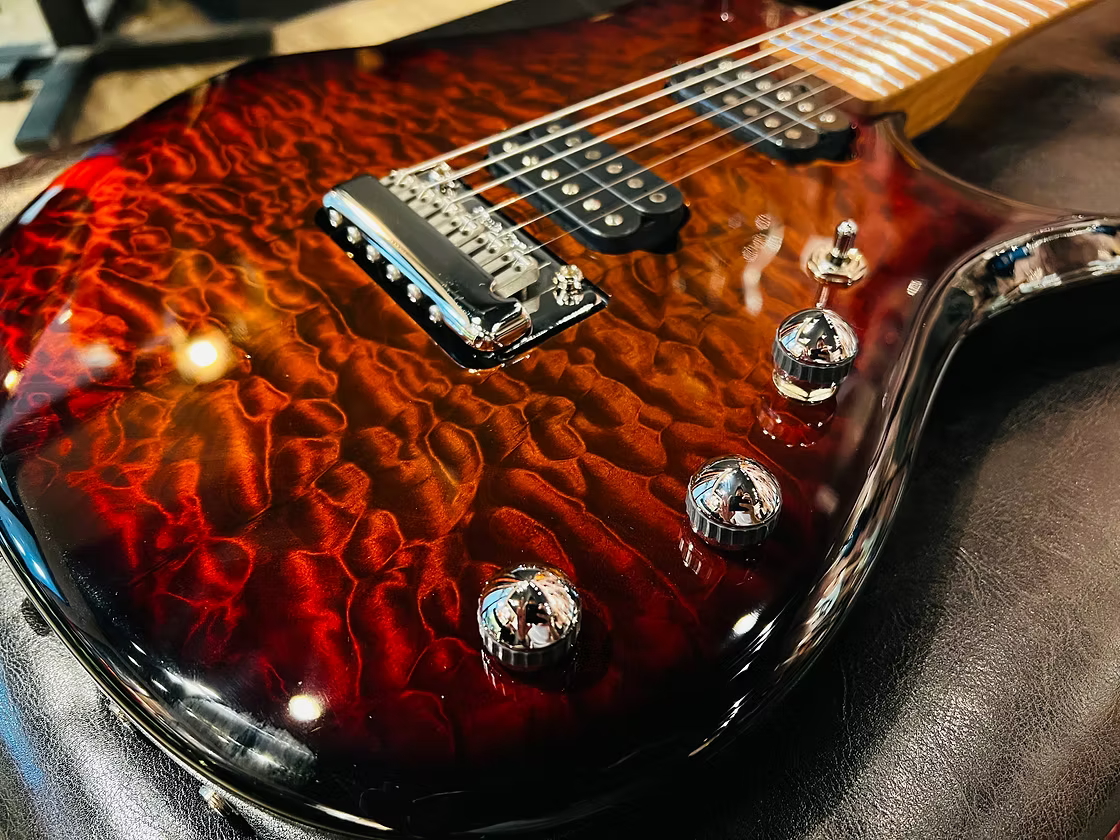 Ernie Ball Music Man JP15 Tiger Eye