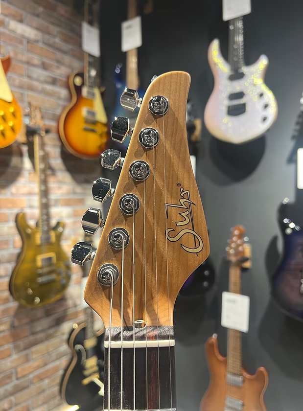 Suhr Classic S Dealer Select Shell Pink