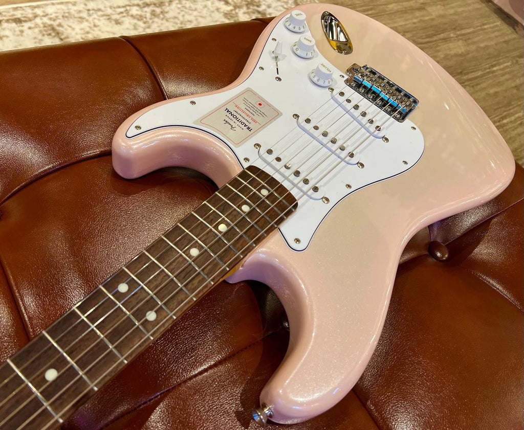 Fender Japan 60s Stratocaster Stardust Pink
