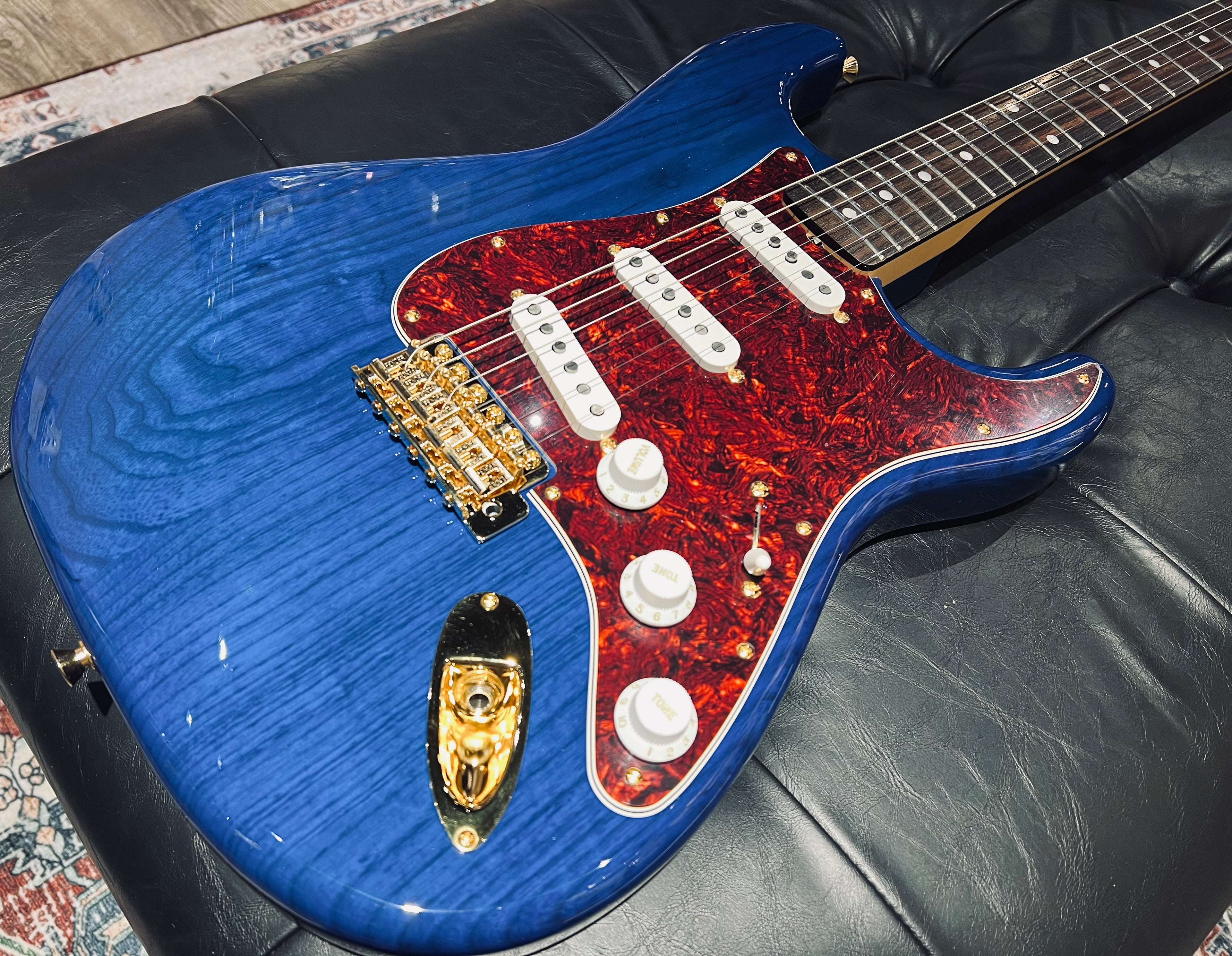 Fender Japan Traditional  60s Stratocaster Trans Blue