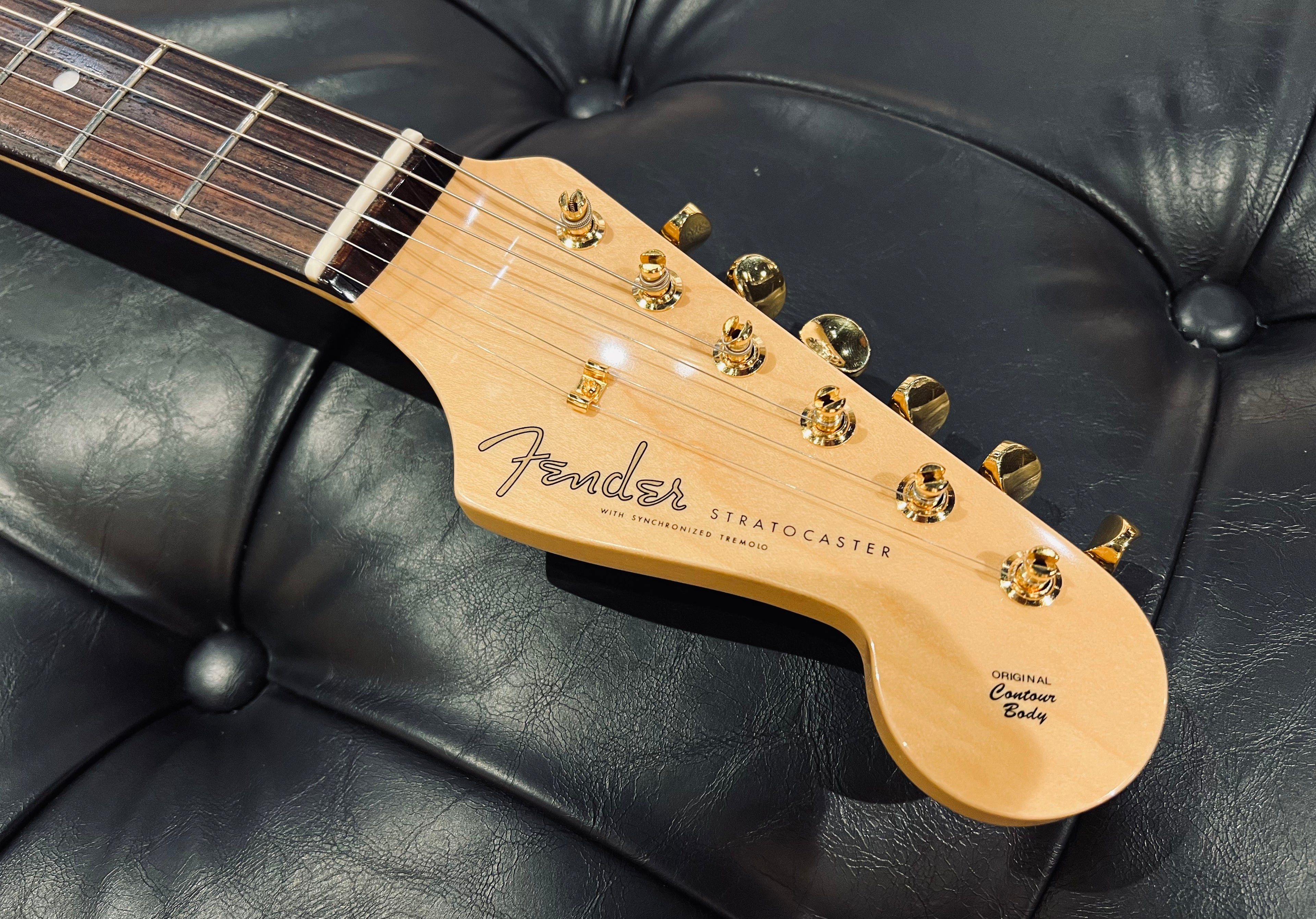 Fender Japan Traditional  60s Stratocaster Trans Blue