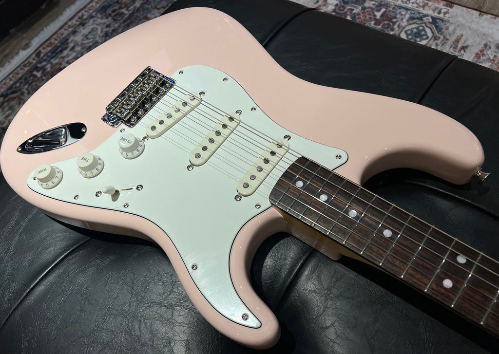 Fender Japan Traditional Late 60s Stratocaster Shell Pink