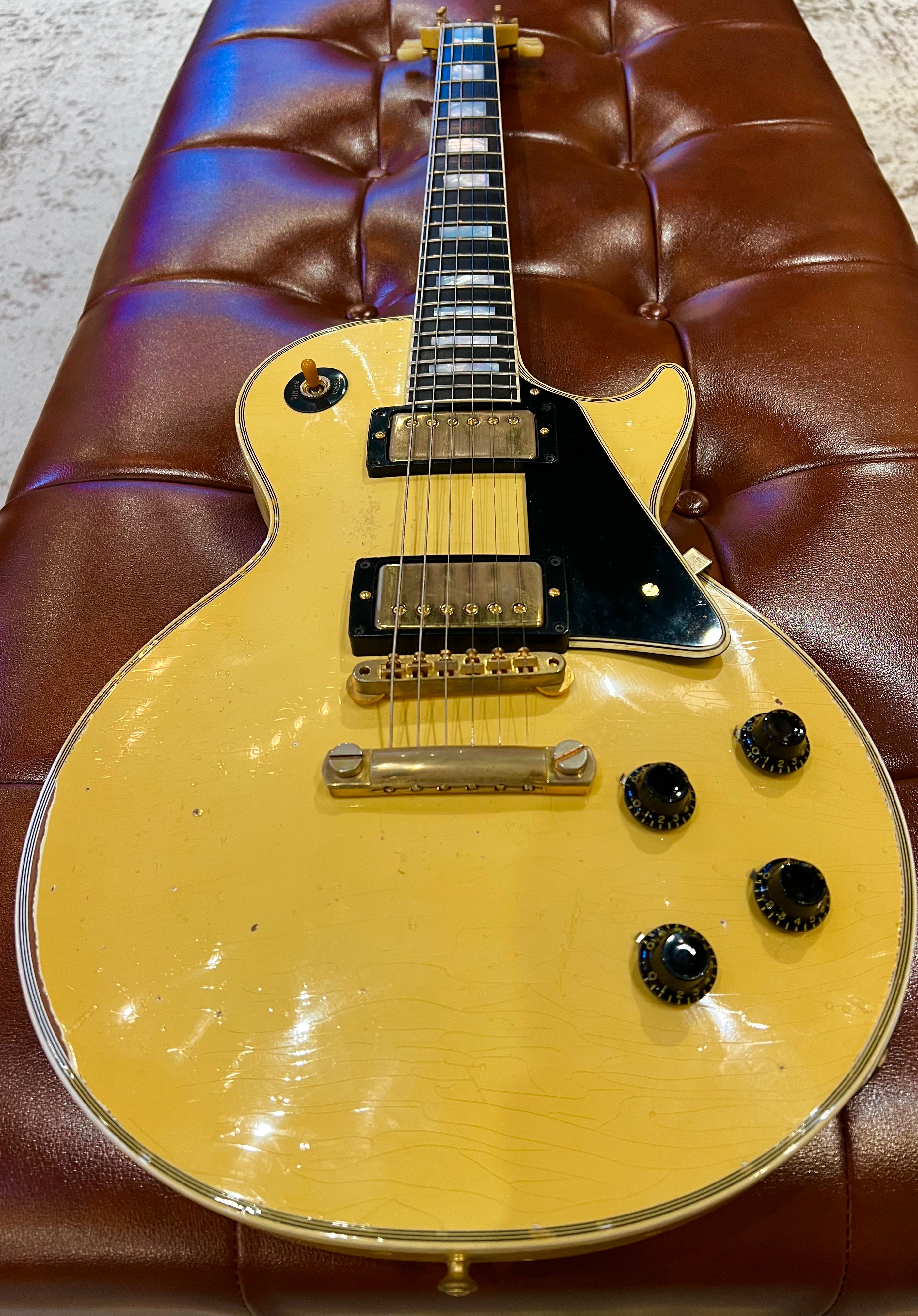 Gibson Custom 1957 Les Paul Custom Murphy Lab Heavy Aged Antique White