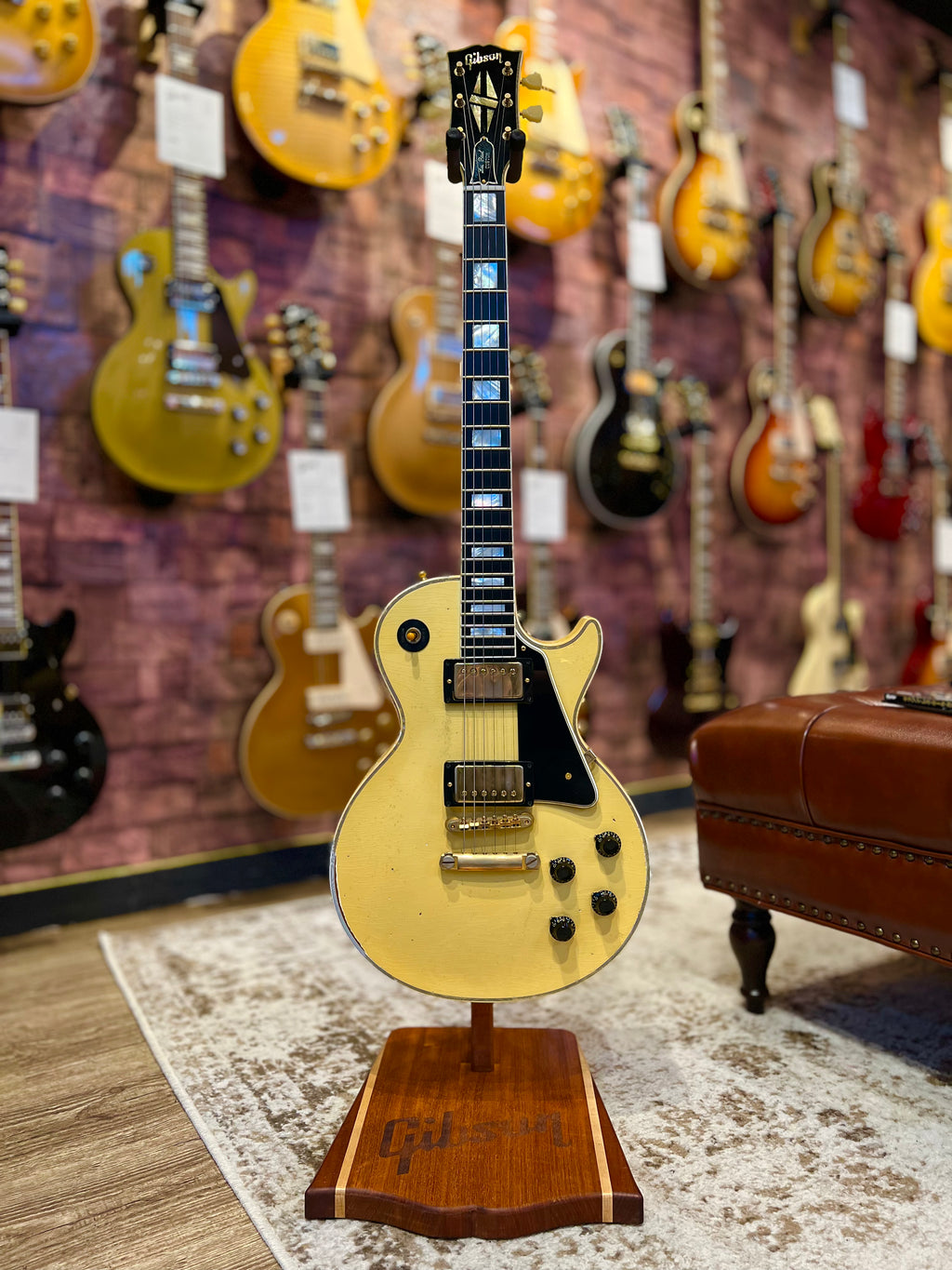Gibson Custom 1957 Les Paul Custom Murphy Lab Heavy Aged Antique White