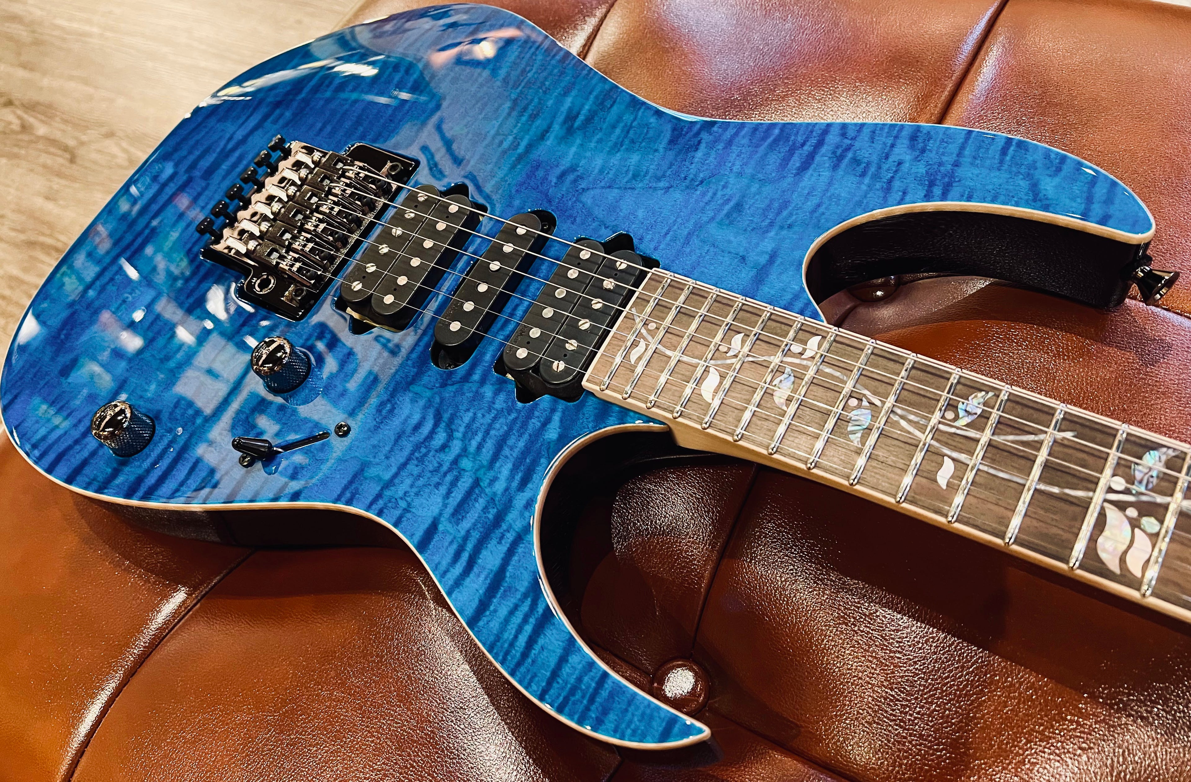 Ibanez J Custom RG 8570 Royal Blue Sapphire