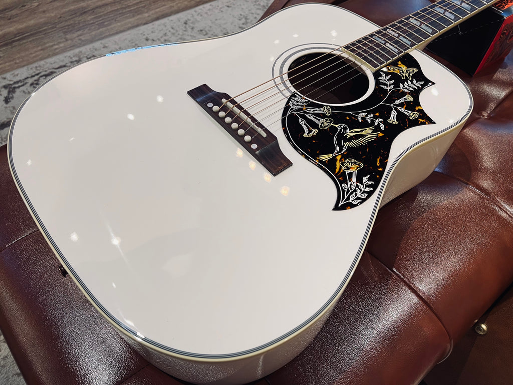 Gibson Hummingbird Custom Alpine White