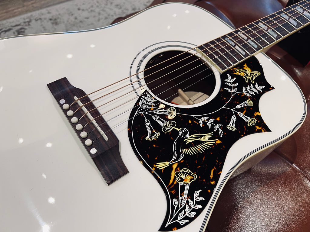Gibson Hummingbird Custom Alpine White