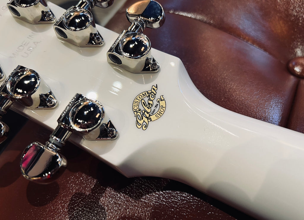 Gibson Hummingbird Custom Alpine White