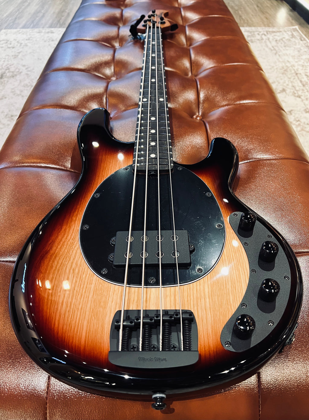 Ernie Ball Music Man Stringray 4 H Faded Vintageburst